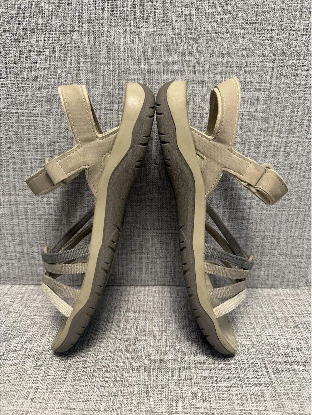 Teva Sandals Womens Sz 8 Taupe Elzada Strappy Casual Hiking Outdoors Comfort